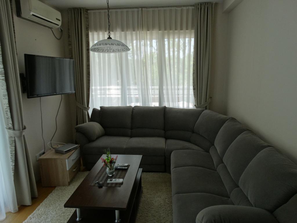 Agape Apartments 티바트 외부 사진