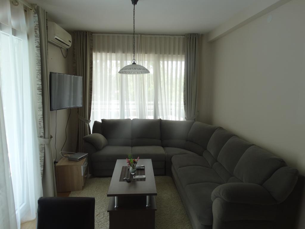 Agape Apartments 티바트 외부 사진